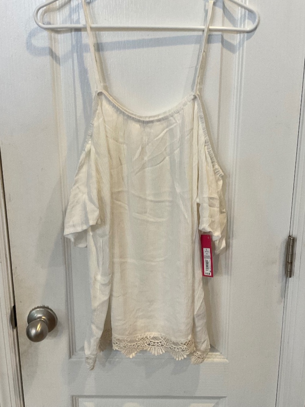 Xhilaration Off White Off The Shoulder Top Crochet bottom - Large - NWT